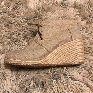 SOLD Toms Wedges